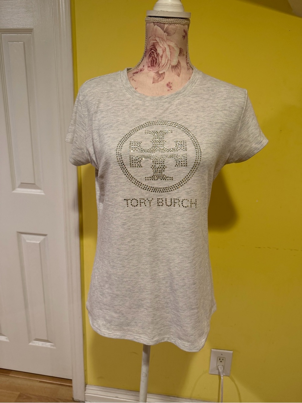 Tory Burch Heather Gray Studded Logo Short Sleeve Tee size L-XL